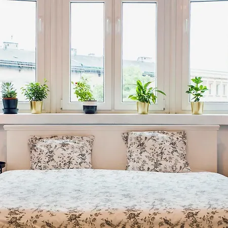 Yellow Pillow Lux Apartmán